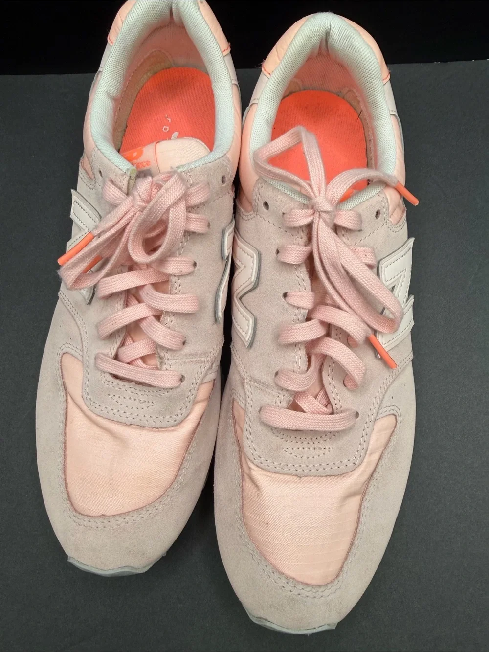 New‎ Balance Women's Blush Pink Athletic Sneakers- Size:9.5